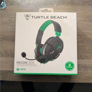 Turtle Beach Recon 50X On-Ear Headphones - Black and Green